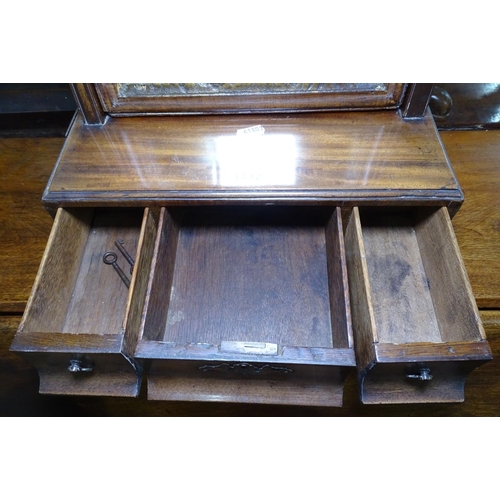 1142 - A 19th century mahogany box swing toilet mirror, with 3 fitted drawers, W33cm