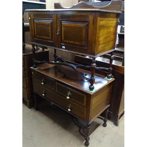 1224 - An Edwardian satinwood cross-banded mahogany chest of 2 short and 1 long drawer, and matching washst... 