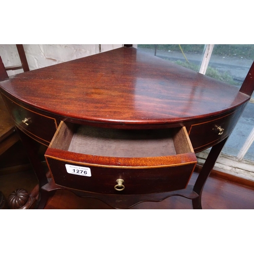 1276 - A Victorian mahogany and satinwood-banded corner washstand