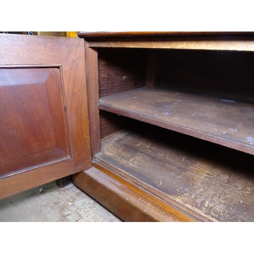 1277 - A Victorian mahogany buffet, with fluted columns and cupboards to the base, W132cm