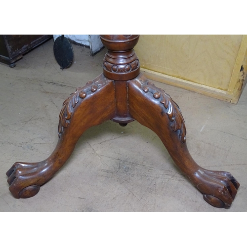 1366 - A reproduction mahogany tilt-top tripod table, with bird cage movement, W49cm