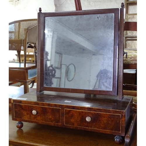 1458 - A Regency mahogany box swing toilet mirror, with 2 drawers, on bun feet, W42cm