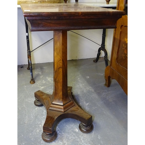 1514 - A Regency cross-banded amboyna and rosewood rectangular occasional table, on platform base, W61cm, H... 