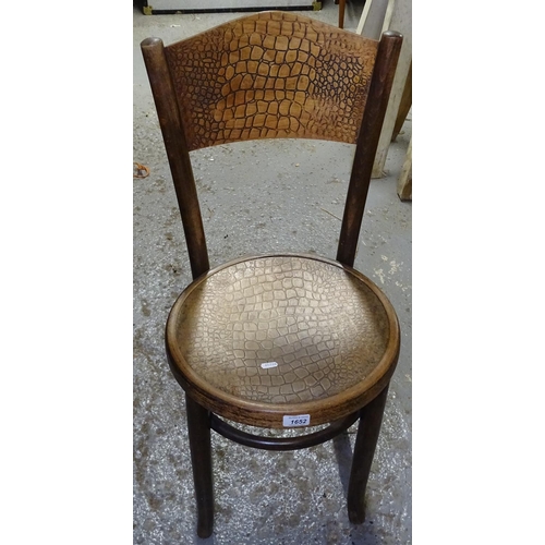 1652 - A Fischel bentwood side chair