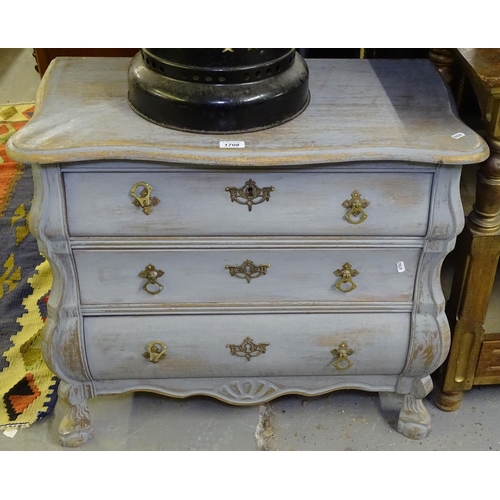 1708 - A small French painted bom chest of 3 drawers, W76cm