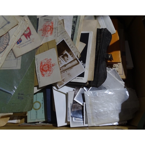 360 - A box of photographs and ephemera