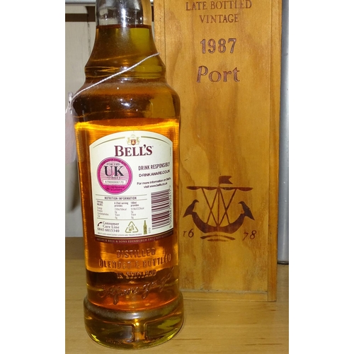 381 - A bottle of Bell's Whisky, and a bottle of Croft late bottled Vintage 1987 Port