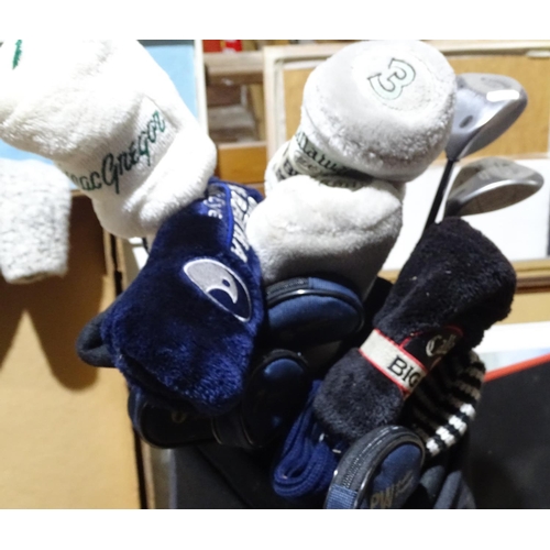 421 - Callaway golf clubs in bag etc