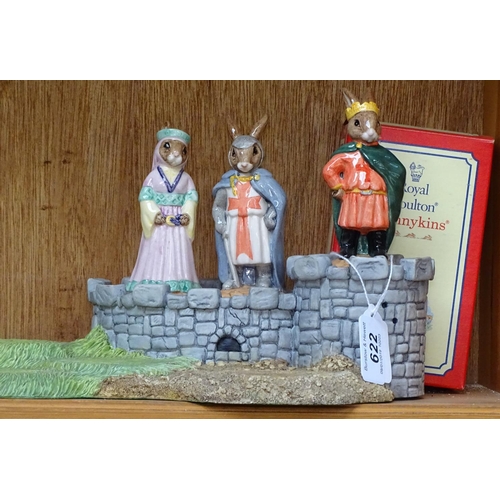 622 - A set of Robin Hood story Bunnykins figures, and fort