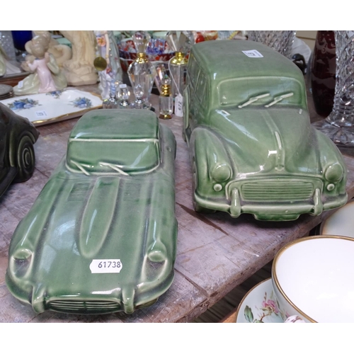 671 - A pottery model of a Morris Minor Countryman, length 14.5