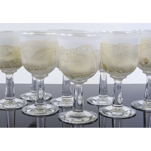 120 - A set of 10 Isle of Wight hand blown and gilded glass goblets, height 15.5cm, boxed