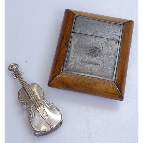 100 - WITHDRAWN
A Ransome's patent travelling inkwell, length 3