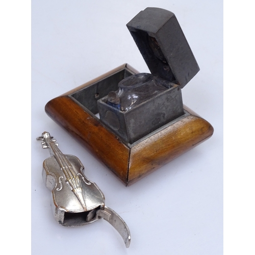 100 - WITHDRAWN
A Ransome's patent travelling inkwell, length 3