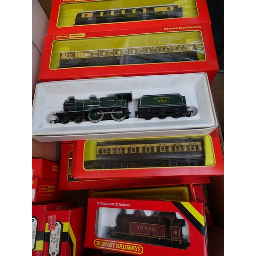 18 - A collection of Tri-ang Hornby OO gauge model railway, including Southern Railway locomotive, passen... 