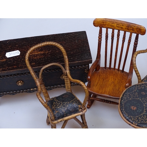 30 - A group of doll's furniture, including a 3-piece Vintage cane-bound suite