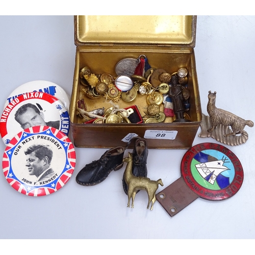 88 - A mixed box of items, including 4 American Presidential election badges for JFK and Nixon, a Camping... 