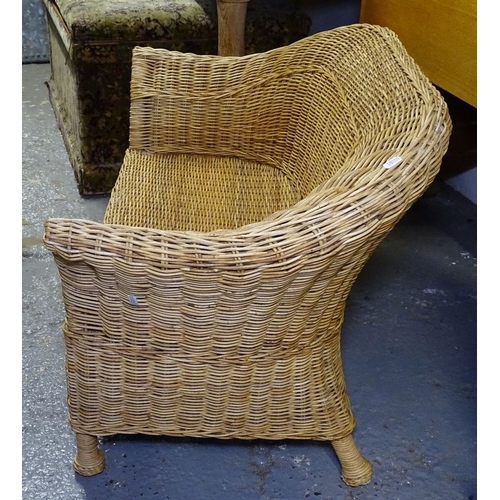 1805 - A small child's wicker 2-seater settee