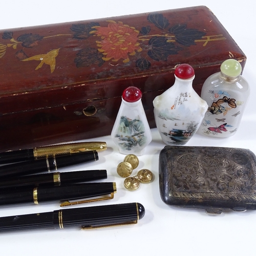 115 - A group of 5 Vintage fountain pens with gold nibs, 3 Oriental porcelain and glass snuff bottles, an ... 