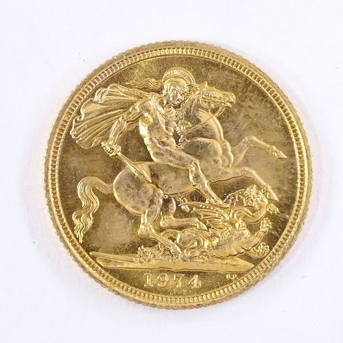 119 - A 1974 gold sovereign