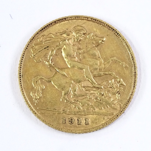 120 - A 1911 gold half sovereign