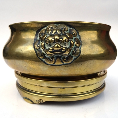 5 - A Chinese bronze incense burner / censer, late Ming / early Qing dynasty, relief cast dragon mask ha... 