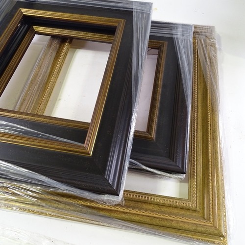 1382 - 3 modern frames