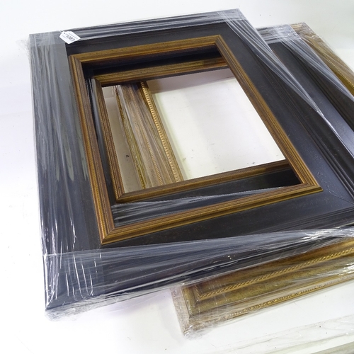 1382 - 3 modern frames