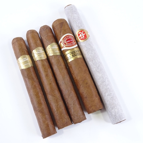 68 - 5 cigars, 3 Por Larranaga Petit Coronas, 1 Romeo Y Juliette Short Churchill, 1 Fonseca No. 1 (5)