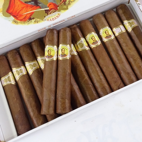 72 - 2 boxes of Bolivar cigars, containing 14 Royal Coronas, 17 Belicosos Finos (31)