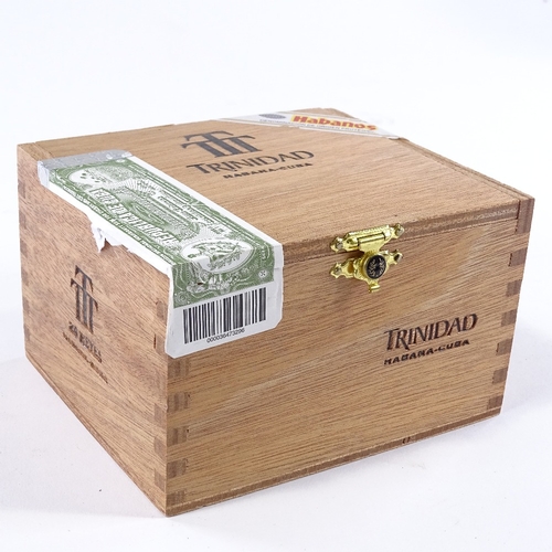 87 - Box of 13 Trinidad Reyes cigars