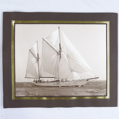 1110 - Beken of Cowes, 2 original photographic prints of yachts, signed, image 10