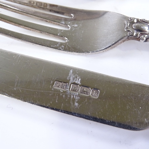 609 - A group of silver and plated items, including Georgian caddy spoon by John Bettridge