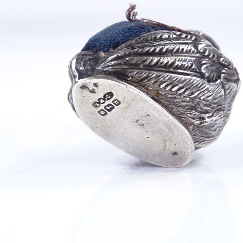 621 - An Edwardian novelty silver chick pin cushion, by Sampson Mordan & Co Ltd, hallmarks Sheffield 1905,... 