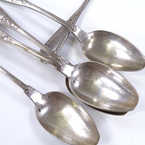 628 - A set of 6 Continental silver teaspoons, with Shell and Thread decoration, length 14.5cm, 4.7oz tota... 