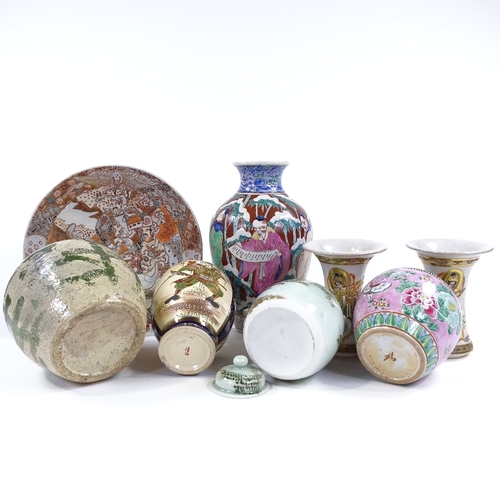 113 - A group of Oriental porcelain items