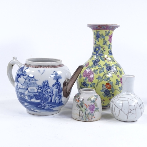 121 - 4 pieces of Chinese porcelain