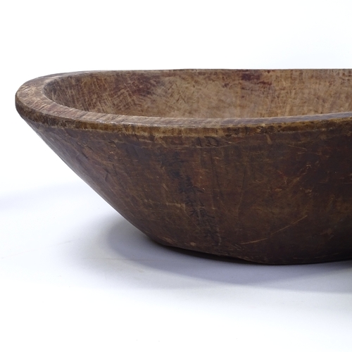 86 - 2 large Chinese turned wood bowls, diameter 59cm and 49cm (2)