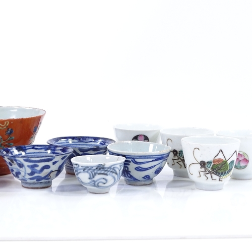 61 - A group of Chinese porcelain bowls, largest 10cm across (10)