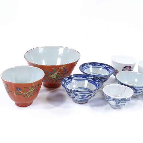 61 - A group of Chinese porcelain bowls, largest 10cm across (10)