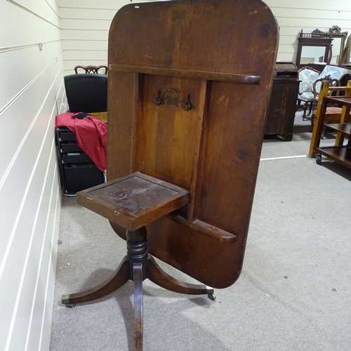 241 - A 19th century mahogany tilt-top breakfast table, on quadruple splay leg base, 4'10