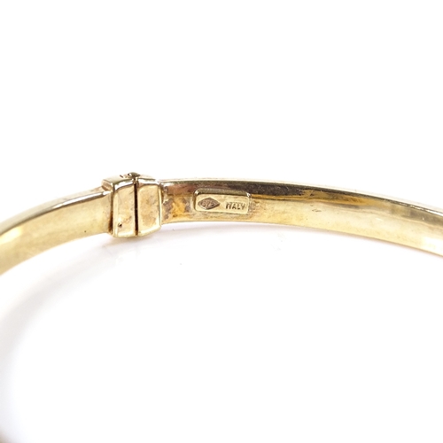 488 - A 9ct gold hinged bangle, with Greek key pattern, band width 3.9mm, internal diameter 60mm, internal... 