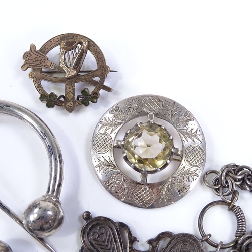 521 - Various silver jewellery, including Scottish thistle cloak pin, stone set brooch etc (4)