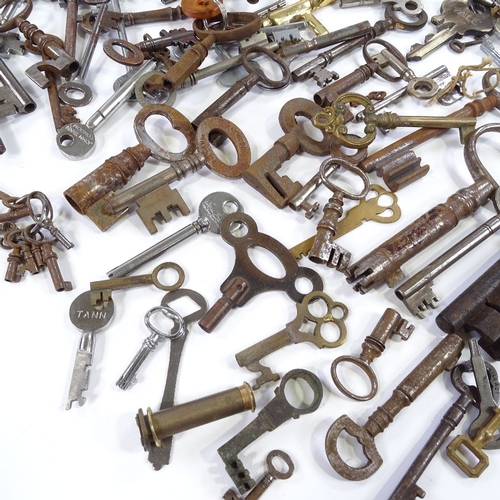 37 - A collection of mainly Victorian keys, and a small moneybox in the form of a safe