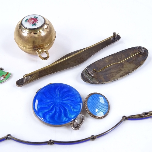 818 - Various silver and enamel jewellery, including brooches, bracelet etc (7)