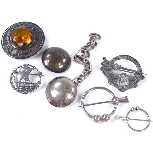 823 - Various silver jewellery, including Scottish and Viking style