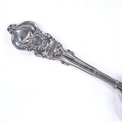 871 - An Edwardian silver presentation slice, with engraving to 