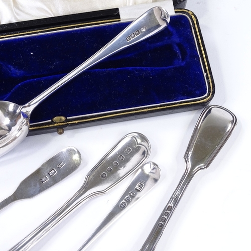 872 - Various silver flatware, including Fiddle and Thread fork and spoon, 5.8oz total (5)