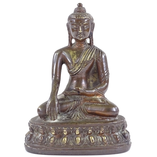 121 - A Chinese gilt-bronze seated Buddha, height 12cm