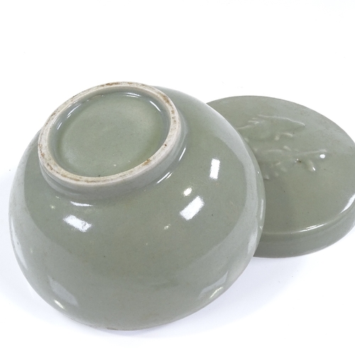 123 - A Chinese celadon glaze porcelain circular box and cover, diameter 17cm