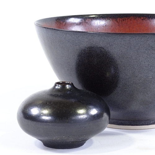 146 - A Studio pottery bowl by Suleyman Saba, diameter 21cm, and a small Swedish pot circa 1960s signed Wa... 